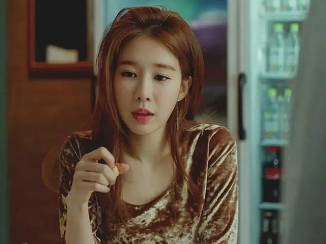 Actress Yoo In Na, TV Series The fashion in ”demons” is a topic.