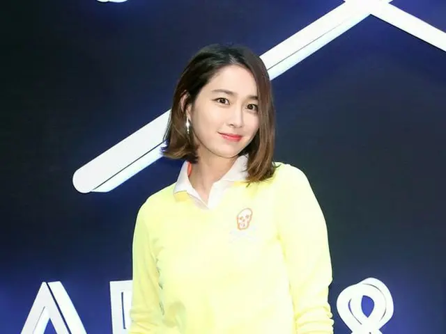 Actress Lee Min Jung attended the 10th anniversary event of the golf wear brand”MARK & LONA”. Seoul