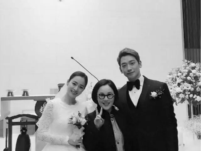 By Kim Tae Hee, Rain (Bi) 's wedding ceremony. Makeup artist Jeon Semu Mulreleased SNS photos.