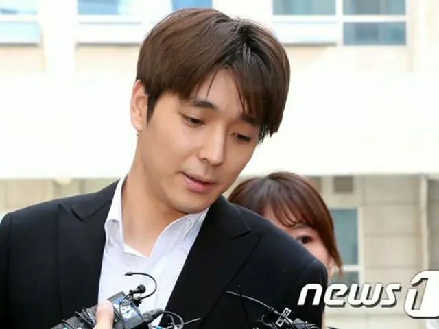 Drunk Driving At the time of the crackdown, a former member of FTISLAND, ChoiJung-hoon, was charged