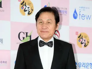 Korean national actor Ahn Sung Ki is reported to have suffered from stress-induc