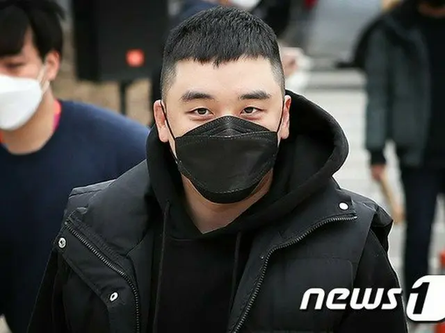 VI (Seungri / BIGBANG), today's third military trial. .. ..