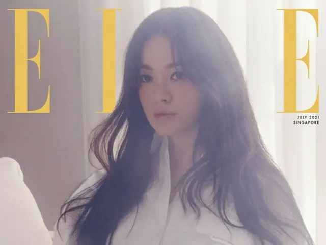 Actress Song Hye Kyo, released pictures. ELLE SINGAPORE. .. ..