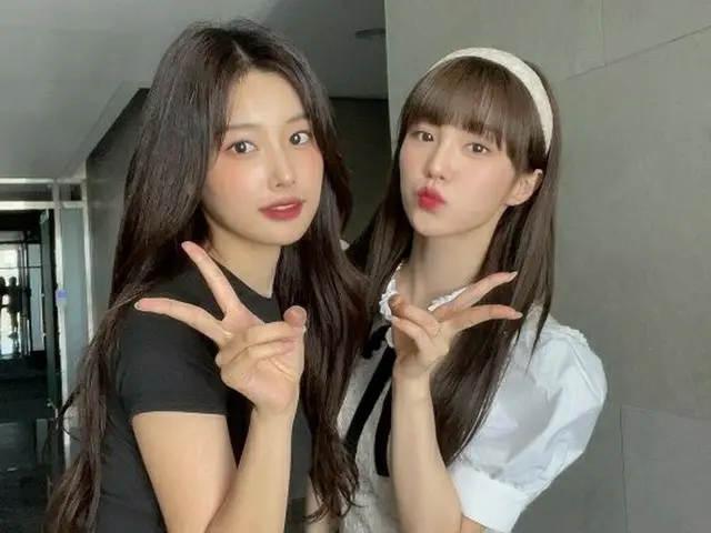 Woo! ah! Nana released a two-shot photo with former IZONE Hyewon. The two willco-star in the web TV