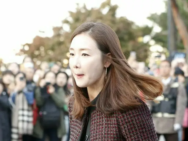 Actress Choi Ji Woo, attended the wedding ceremony of actor Song Joong Ki - SongHye Kyo. On the afte