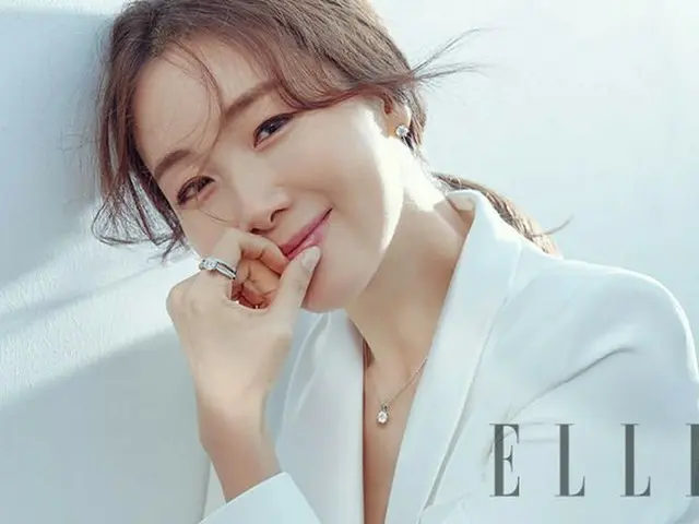 Actress Choi · JiWoo, released pictures. ELLE.