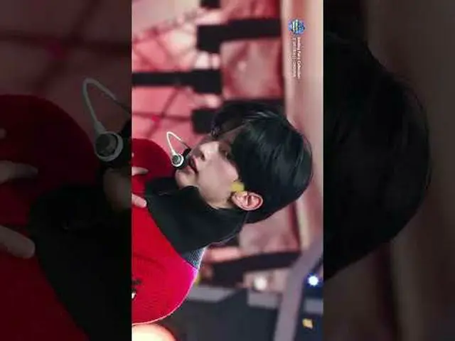 ▶ Subscribe to Mnet YouTube: Like Facebook and Twitter for more k-pop news .