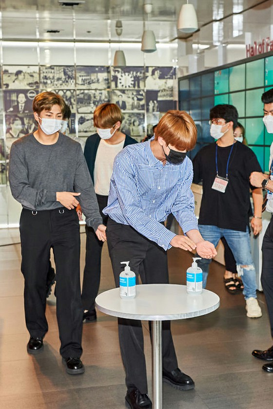 "BTS", behind-the-scenes appearance on live radio broadcasts ... Thorough management by disinfecting hands and wearing masks