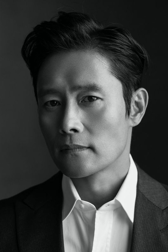 Lee Byung Hun fan club donates 20 million won in support of 100 million won donation