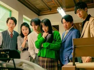 Expectations are rising for the hot teamwork of the six-member group Taepoong Shoji, including 2PM's JUNHO and Kim MinHa