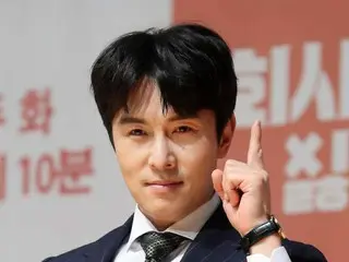 SHINHWA's Kim Dong Wan becomes the subject of controversy again with a meaningful sniping comment? SNS comments target "fictitious person"... "Please don't misunderstand"