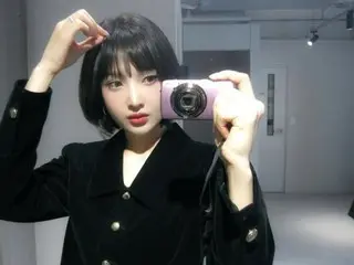 Red Velvet's JOY cuts his hair into a bob... he looks younger