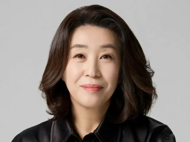 Kim Mi Kyoung receives Presidential Award... "It's like a gift for my 40 years of acting career"