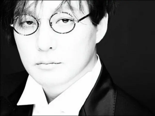 President Lee Jae Myung pays tribute to the late Shin Hae Chul on the 11th anniversary of his death... "He was a musician and conscience of his time"
