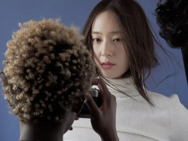 KRYSTAL (f(x)) returns as an artist... First solo single "Solitary" to be released on the 27th