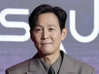 Lee Jung-jae donates 11 million won to help women and girls in difficult circumstances
