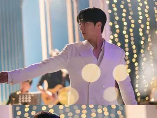 Jang Ki YongXAhn Eun Jin, a thrilling kiss scene from the first episode... "I Shouldn't Have Kissed You" premieres today (12th)