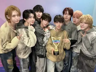 Following "AHOF" and "THE SHOW," he now also appears on "Show! Chang-Poon"... achieving two music show crowns