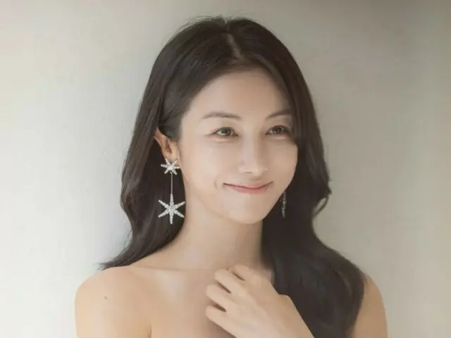 Actress Kim Ok Bin marries non-celebrity groom today (16th)... Beautiful November bride