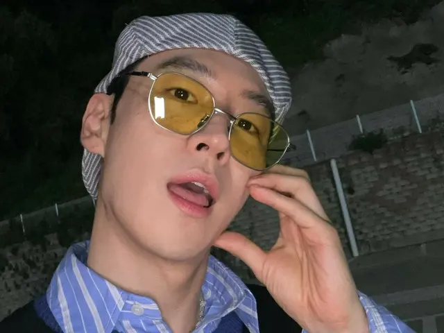 Actor Lee Je Hoon is excited to take an MZ shot... Behind-the-scenes cuts from "Revenge Agent 3: Model Taxi" revealed