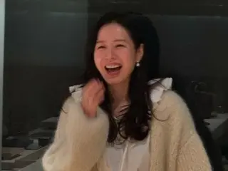 Actress Song Yeji-in is busy but she doesn't neglect her role as a wife and mother... Her cooking photos are a hot topic