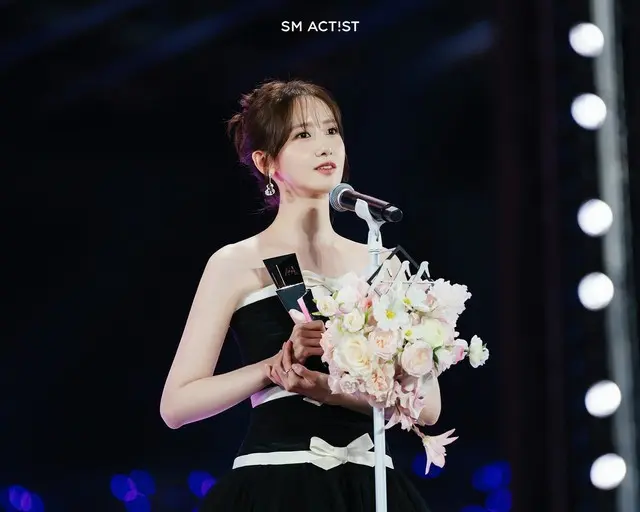 ユナ（少女時代）が名実共に2025年最高の俳優であることを証明し、注目を集めている。