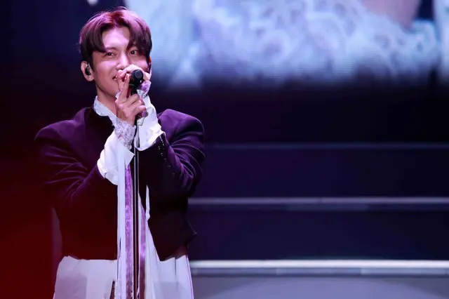 「東方神起」チャンミン、全国8都市20公演を巡った初のソロツアーを完走！「SUPER JUNIOR」キュヒョンのサプライズ登場も！