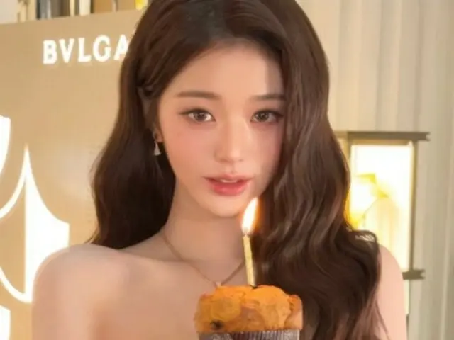 「IVE」チャン・ウォニョン、華やかな年末…ブランドよりも輝く美貌