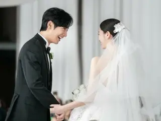 [Full text] “Looking at each other with the bride...” Actor Lee Sang Yeob’s impressions of marrying his beautiful wife: “I will love you without regrets and be happy.”