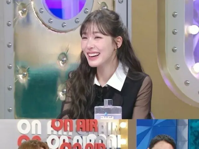 "SNSD (Girls' Generation)" TIFFANY performs with Song Kang Ho after Song Joong Ki. "What is the reaction of 'SNSD (Girls' Generation)' members?" = "Radio Star"