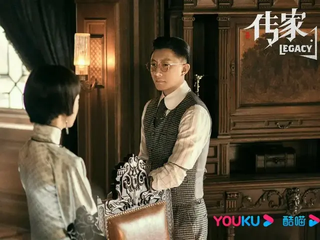 <Chinese TV Series NOW> "The Family" EP17, Tang Fengwu's secretary is arrested by the police on suspicion of antique smuggling = Synopsis / Spoilers