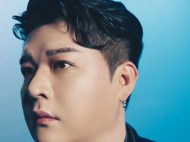 SUPER JUNIOR releases a heart-warming clip for their record "Air" featuring Shindong