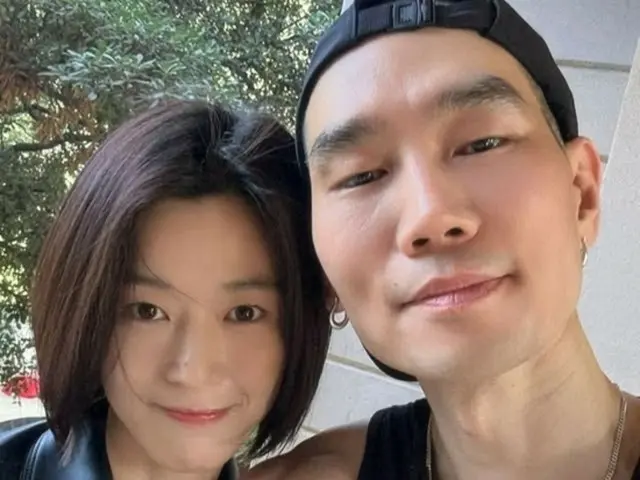 Jung Jihyon, who has transformed into a bob haircut, releases a rare selfie... Can we expect to see a relationship that breaks the mysticism after setting up an agency?