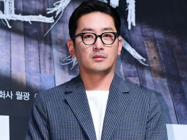 Actor Ha Jung Woo's 'excessive' comments to fans spark outrage... Affair to apologize directly