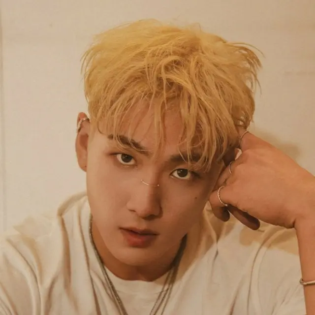 BAEKHO（チャ・シワン）