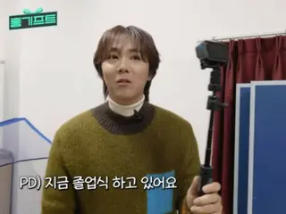 FTISLAND's Lee HONG-KI storms his junior high school graduation ceremony... "If HONG-KI's music is a gift, I'll go anywhere" (Video included)