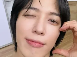 "CNBLUE" Jung Yong Hwa's sweet WINK smile... "Thailand was fun"