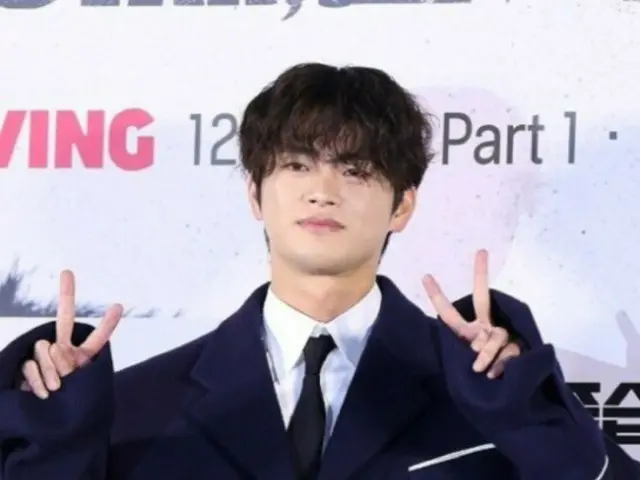 Seo In Guk is considering appearing on a new SBS variety show... Introducing food culture in remote areas overseas