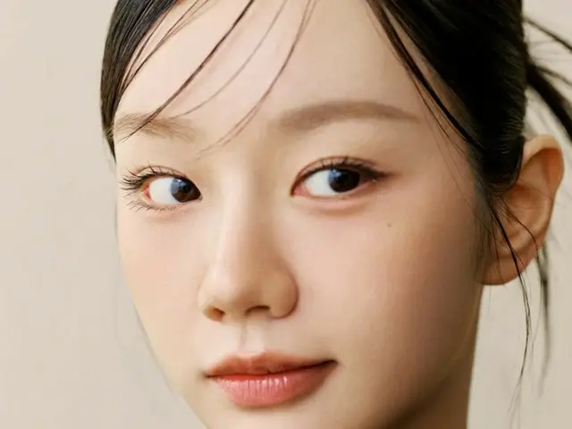 HYERI (Girl's Day) will be representing Asia in Ferragamo's global campaign "Vara Women"