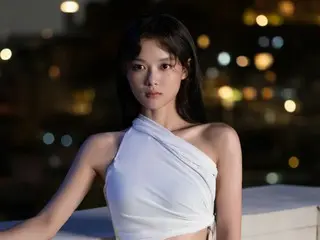 Kim You Jung boldly reveals herself in a bold dress... "A dramatic transformation from the nation's little sister"