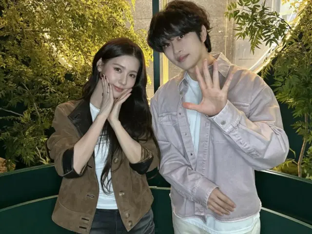 "SUPER JUNIOR" Hee-chul & "i-dle" Miyeon, the self-loving duo's explosive chemistry... From their new song stage to hilarious conversation