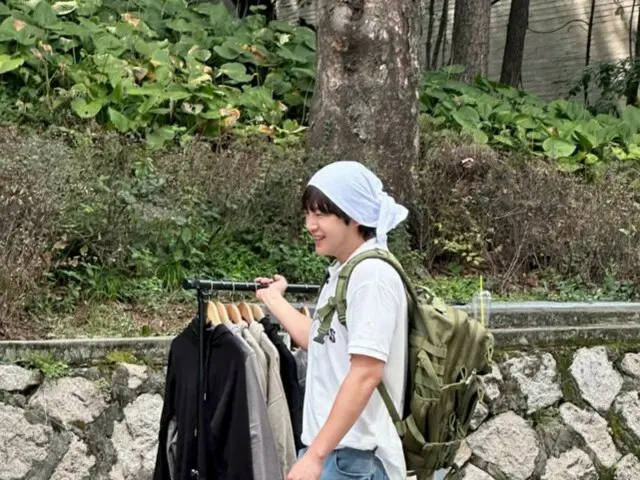 Jang Keun Suk looks cool with a towel on his head... Summer memories (video included)