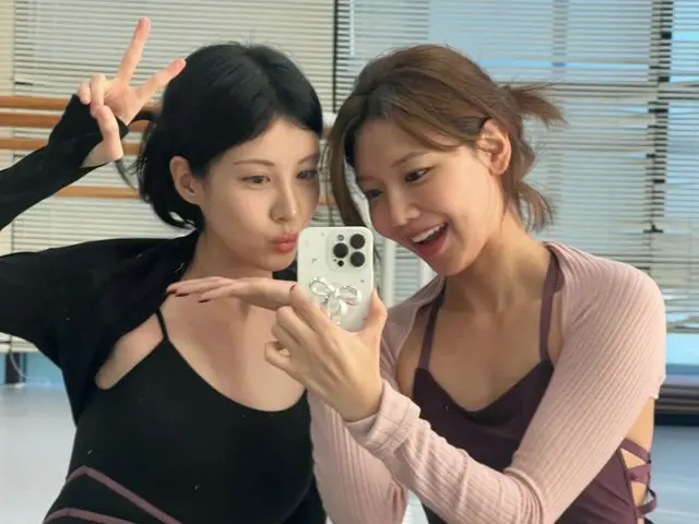 Girls' Generation's Seohyun and Suyeong reveal their daily ballet routine... "Beautiful ballerinas"