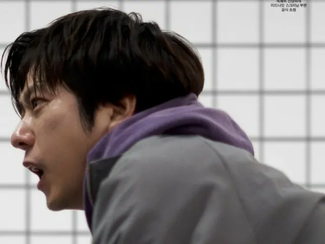 The Japanese film "Exit 8," starring Kazunari Ninomiya, has surpassed 440,000 viewers in Korea... surpassing "Ju-on"