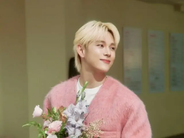 Yim Siwan, sweet charm in pink jacket