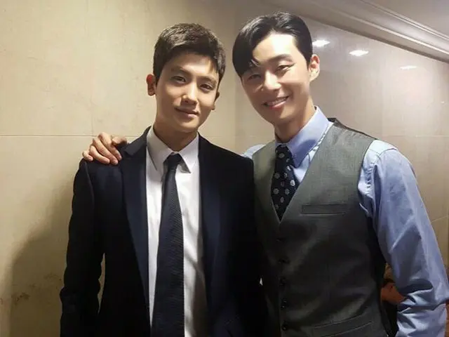 Park Seo Jun, Park Hyeon-sik visited the shooting site. ● TV Series ”Suit” shootsite. ● Relationship