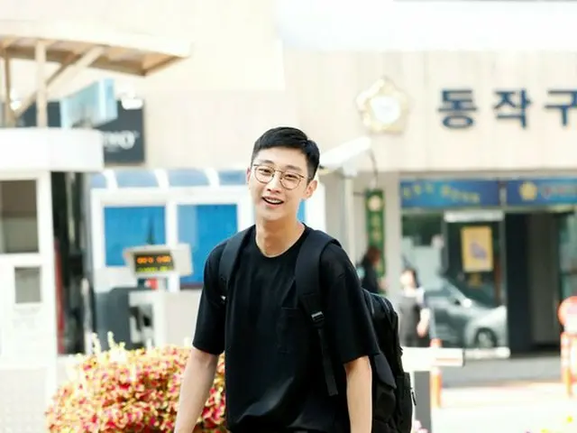 Former B1A4 Jin Young, first day as a social service agent.