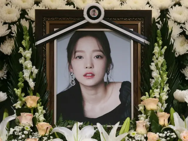 [Literal Translation] The late KARA former member Hara, Mr. Choi is a hot topicin Korea. ● In 2018,
