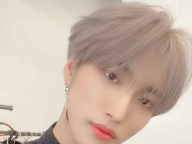 [T Official] ATEEZ, [#of] Hello 👋🏻 #ATEEZ #ATEEZ