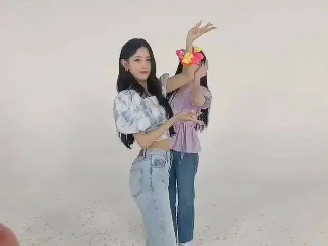 [T Official] (G), I-DLE, [#I_NG] Peaceful TJ 💃🏻😜 today #(G), I-DLE #GIDLE ..